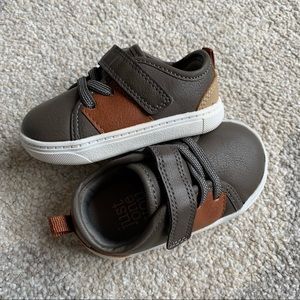 Carters Gray/Brown Sneaker